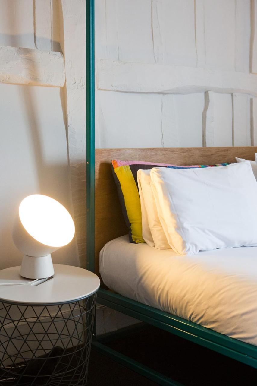 Whitehouse Rye Bed and Breakfast Buitenkant foto A lamp